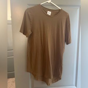 Men’s medium long cut T-shirt